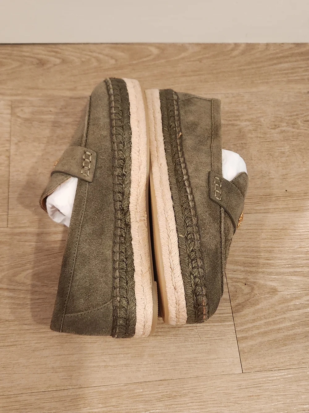 NWT Tory Burch Seaside Olive Green Suede Espradrille Double T Loafers Women's 6